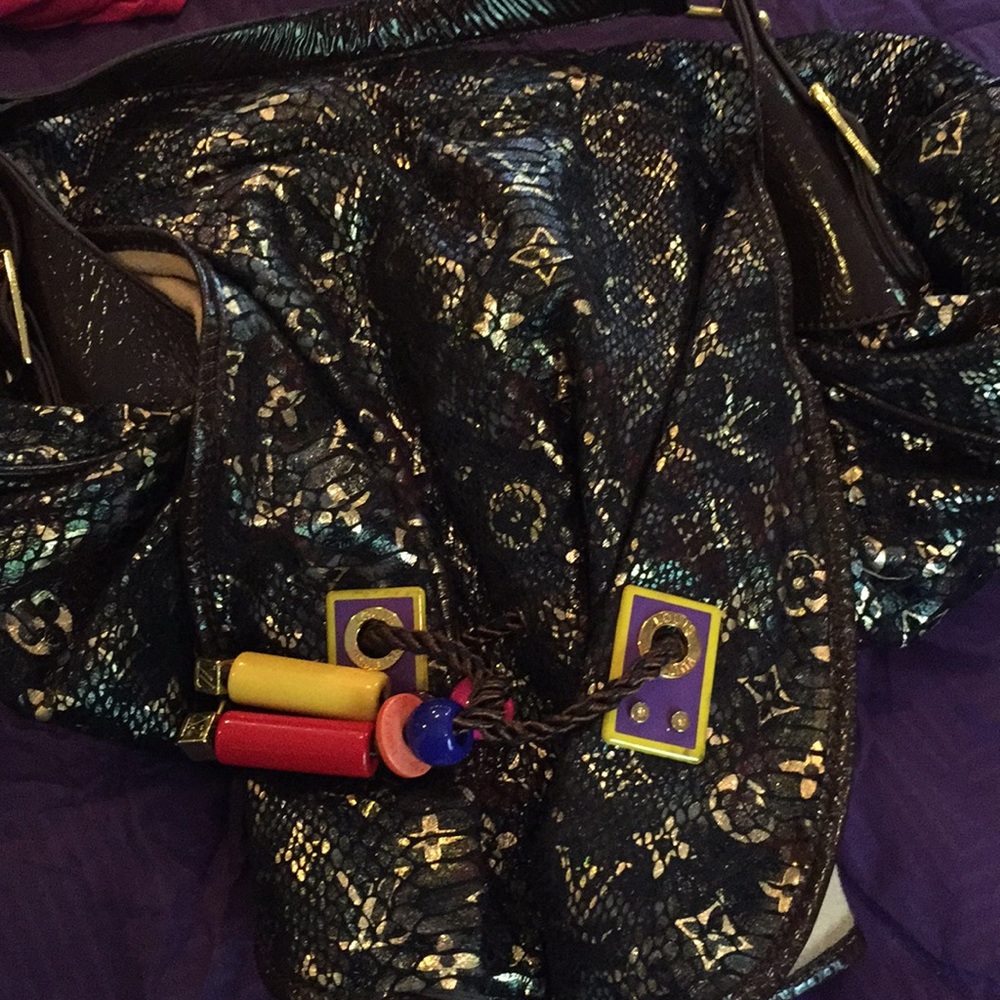 Shoulder bag